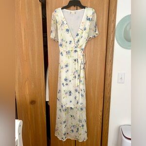 ALTAR'D STATE Women Size S Multicolor Floral V Neck Short Sleeve A Line Dress